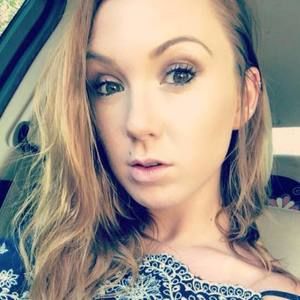 Meet your Posher, Caitlin